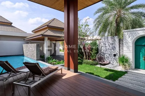 House in Phuket, Thailand 3 bedrooms № 157391 - photo 4