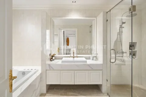 House in Phuket, Thailand 3 bedrooms № 157391 - photo 20