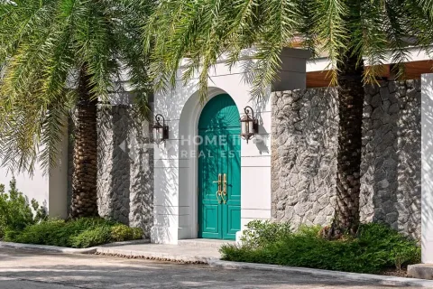 House in Phuket, Thailand 3 bedrooms № 157391 - photo 27