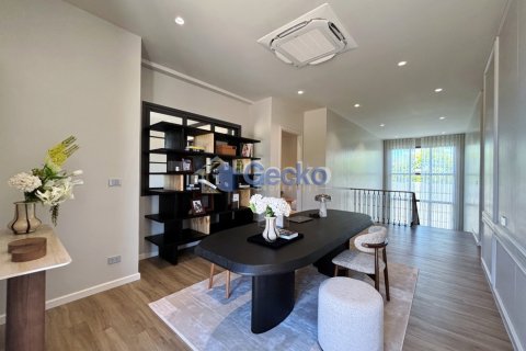 บ้านในพัทยา, ประเทศไทย 4 ห้องนอน № 196112 - รูปถ่าย 12