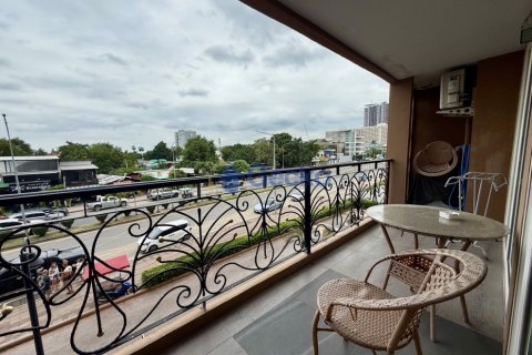 Condo in Pattaya, Thailand, 2 bedrooms  № 196108