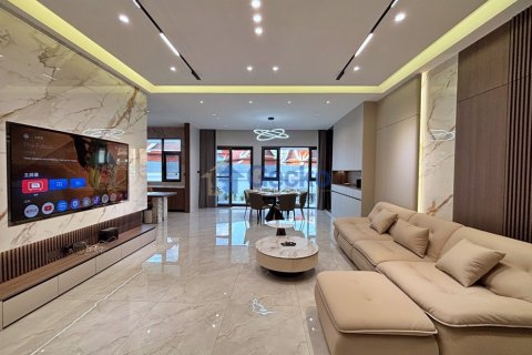 House in Pattaya, Thailand 6 bedrooms № 196111 - photo 5