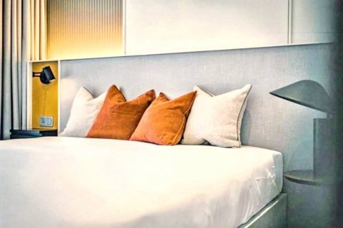 Condo in Bangkok, Thailand, 2 bedrooms  № 116920 - photo 5