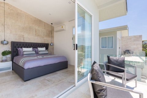Villa in Ko Samui, Thailand 3 bedrooms № 147271 - photo 27
