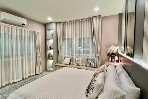 House in Pattaya, Thailand 3 bedrooms № 147269 - photo 7