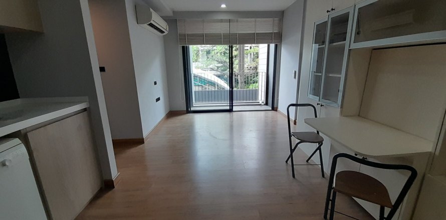 Condo in Phaya Thai, Bangkok, Thailand, 2 bedrooms  № 160569