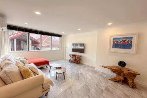 Duplex in Hua Hin, Thailand 3 bedrooms № 160568 - photo 6