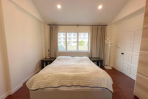 Duplex in Hua Hin, Thailand 3 bedrooms № 160568 - photo 7