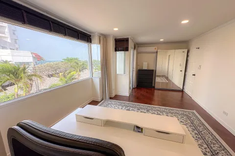 Duplex in Hua Hin, Thailand 3 bedrooms № 160568 - photo 4