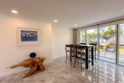 Duplex in Hua Hin, Thailand 3 bedrooms № 160568 - photo 14