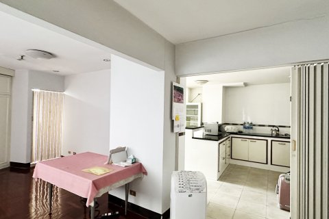 Condo à Watthana, Bangkok, Thaïlande, 2 chambres № 160564 - photo 9