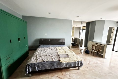 Condo à Watthana, Bangkok, Thaïlande, 2 chambres № 160564 - photo 4