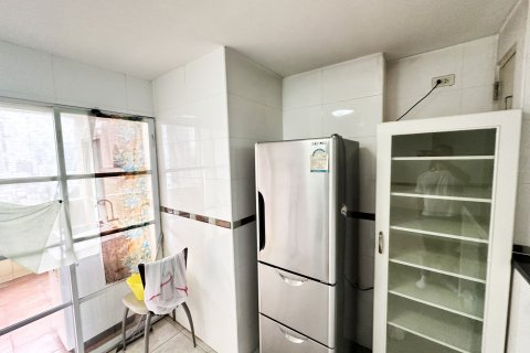 Condo à Watthana, Bangkok, Thaïlande, 2 chambres № 160564 - photo 13