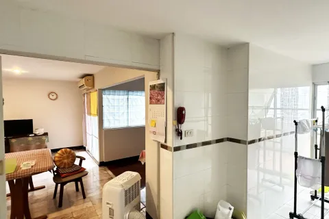 Condo à Watthana, Bangkok, Thaïlande, 2 chambres № 160564 - photo 10