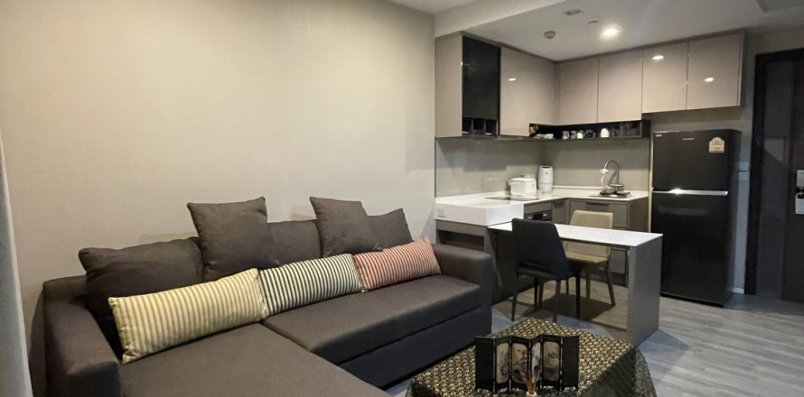 Studio in the Condo in Bang Sue, Bangkok, Thailand  № 161590