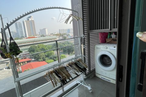 Studio in the Condo in Bang Sue, Bangkok, Thailand  № 161590 - photo 12