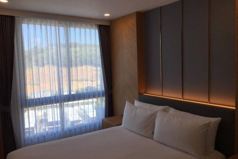 Condo in Phuket, Thailand, 2 bedrooms  № 161591 - photo 2