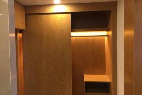 Condo in Phuket, Thailand, 2 bedrooms  № 161591 - photo 12