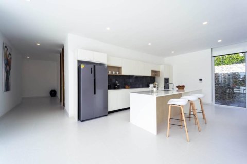 Villa in Cha-am, Thailand 4 bedrooms № 161586 - photo 22