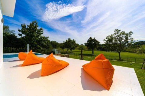 Villa in Cha-am, Thailand 4 bedrooms № 161586 - photo 8