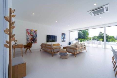 Villa in Cha-am, Thailand 4 bedrooms № 161586 - photo 12