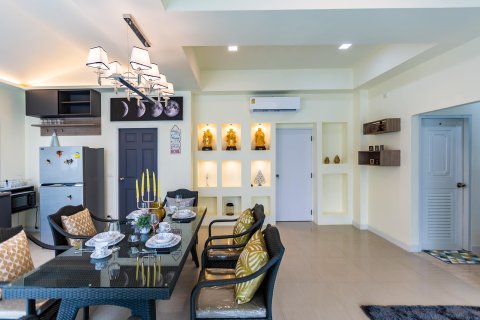 Villa in Chiang Mai, Thailand 6 bedrooms № 161587 - photo 6