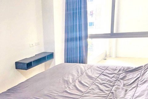 Кондоминиум с 2 спальнями в Бангкоке, Таиланд № 119220 - фото 9