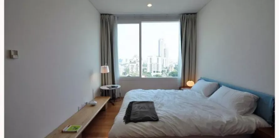 Студия в кондо в Ваттхане, Бангкок, Таиланд № 141029