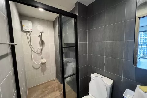 Condo in Bang Kapi, Bangkok, Thailand, 2 bedrooms  № 141014 - photo 5