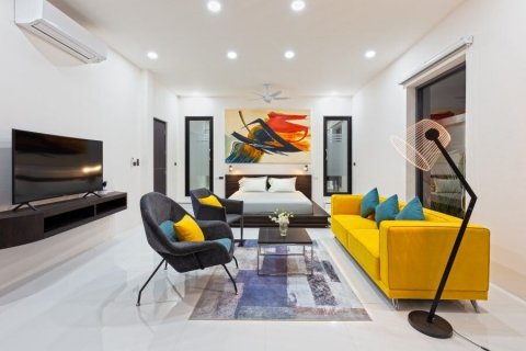 Villa in Phuket, Thailand 4 bedrooms № 139072 - photo 13
