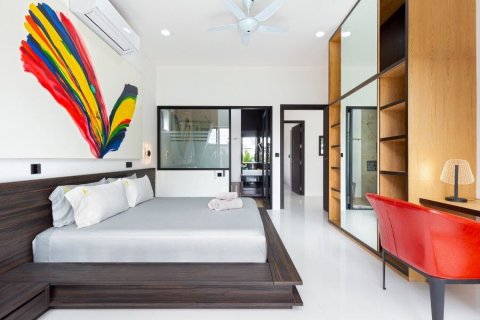 Villa in Phuket, Thailand 4 bedrooms № 139072 - photo 4