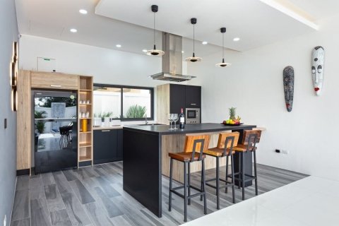 Villa in Phuket, Thailand 4 bedrooms № 139072 - photo 3