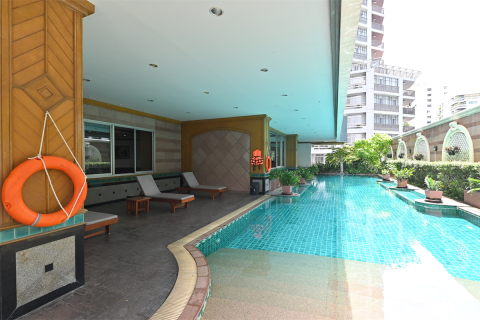 Condominio de 3 dormitorios en Bangkok, Tailandia № 194575 - foto 10
