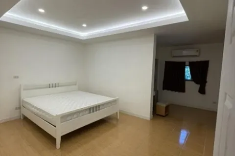 Reihenhaus in Phra Khanong, Bangkok, Thailand 3 Schlafzimmer № 216234 - Foto 6