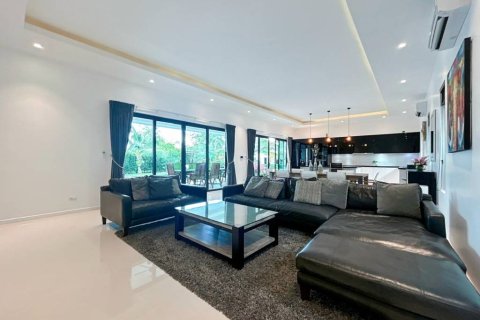 Villa in Cha-am, Thailand 4 Schlafzimmer № 221840 - Foto 11