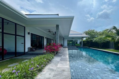 Villa in Cha-am, Thailand 4 Schlafzimmer № 221840 - Foto 4
