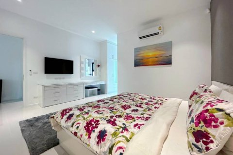 Villa in Cha-am, Thailand 4 Schlafzimmer № 221840 - Foto 28