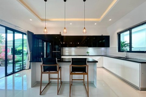 Villa in Cha-am, Thailand 4 Schlafzimmer № 221840 - Foto 19