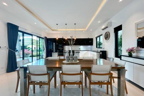 Villa in Cha-am, Thailand 4 Schlafzimmer № 221840 - Foto 21