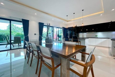 Villa in Cha-am, Thailand 4 Schlafzimmer № 221840 - Foto 12