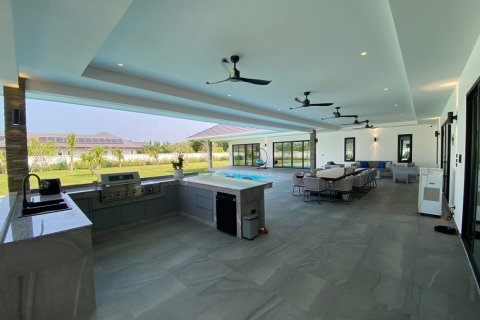 Villa in Pran Buri, Thailand 4 Schlafzimmer № 221836 - Foto 6