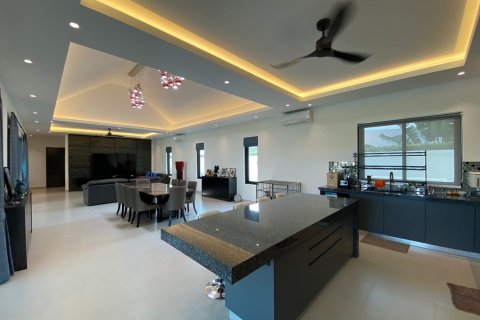 Villa in Pran Buri, Thailand 4 Schlafzimmer № 221836 - Foto 10