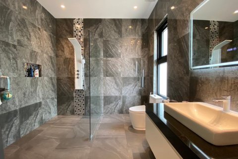 Villa in Pran Buri, Thailand 4 Schlafzimmer № 221836 - Foto 19