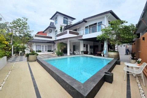Chalet de 5 dormitorios en Hua Hin, Tailandia № 221837