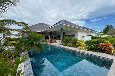 Villa in Hua Hin, Thailand 5 Schlafzimmer № 221838 - Foto 2