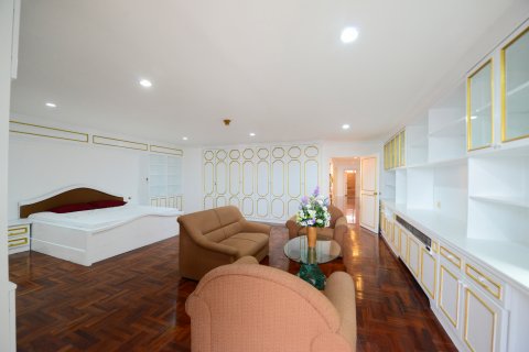 Кондоминиум с 3 спальнями в Бангкоке, Таиланд № 144000 - фото 10