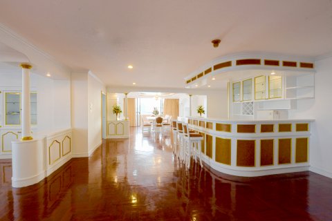 Кондоминиум с 3 спальнями в Бангкоке, Таиланд № 144000 - фото 7