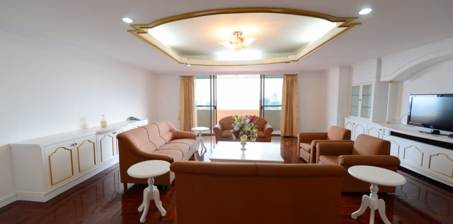 Кондоминиум с 3 спальнями в Бангкоке, Таиланд № 144000