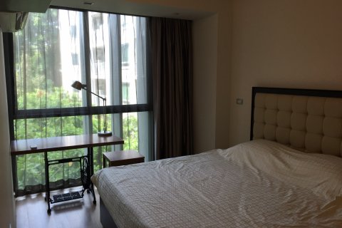 Кондоминиум с 2 спальнями в Бангкоке, Таиланд № 144025 - фото 9