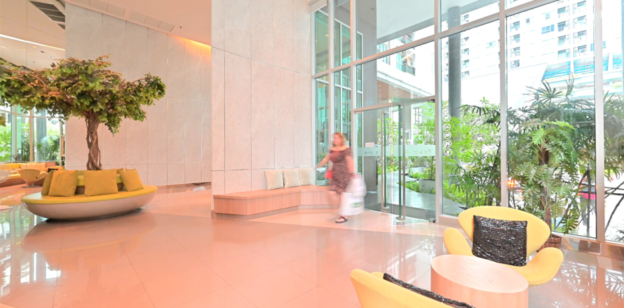 Condo in Bangkok, Thailand, 2 bedrooms  № 184986